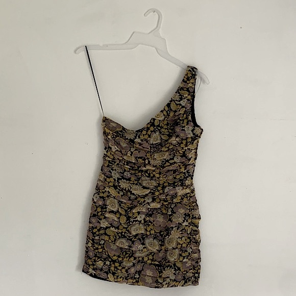 ✨NEW ZARA One Shouldar Floral Bodycon Dress Size M - Picture 6 of 7